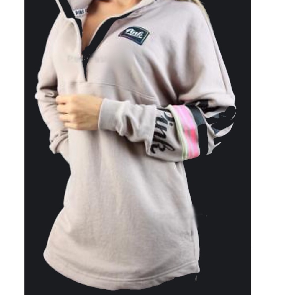 PINK Victoria's Secret Varsity Quarter Snap Crew